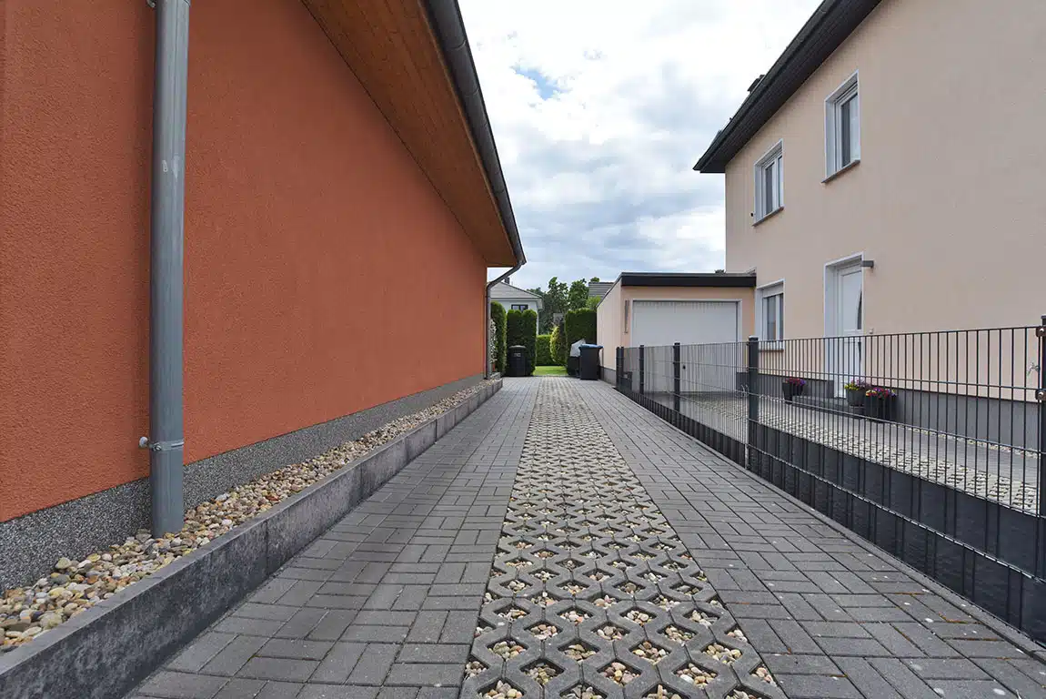 Niedrigenergiehaus im Bungalowstil auf pflegeleichtem Gartengrundstück in Wustermark