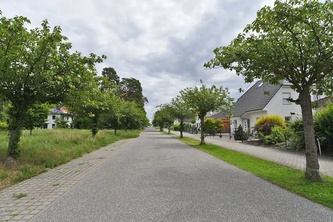 Niedrigenergiehaus im Bungalowstil auf pflegeleichtem Gartengrundstück in Wustermark