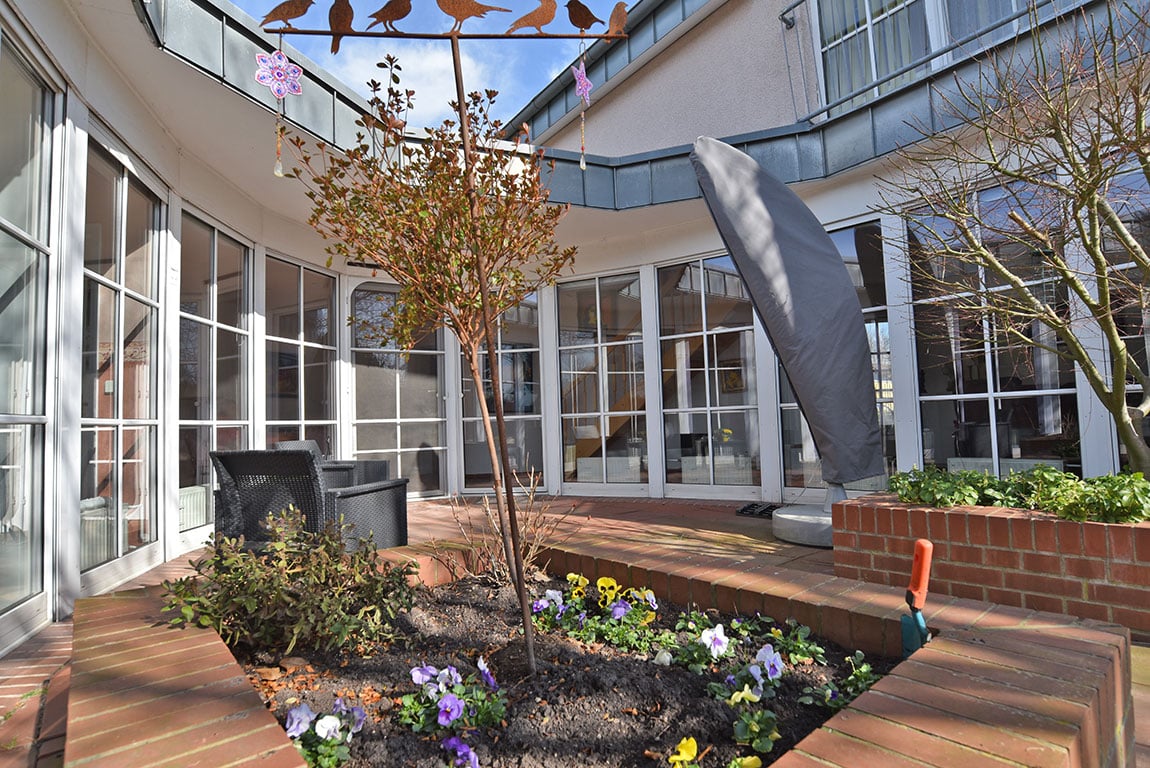 Einzigartiges Niedrigenergie-Architektenhaus mit beeindruckendem Atrium in Wustermark