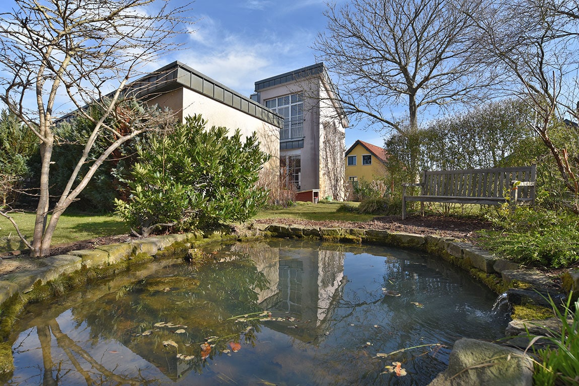 Einzigartiges Niedrigenergie-Architektenhaus mit beeindruckendem Atrium in Wustermark
