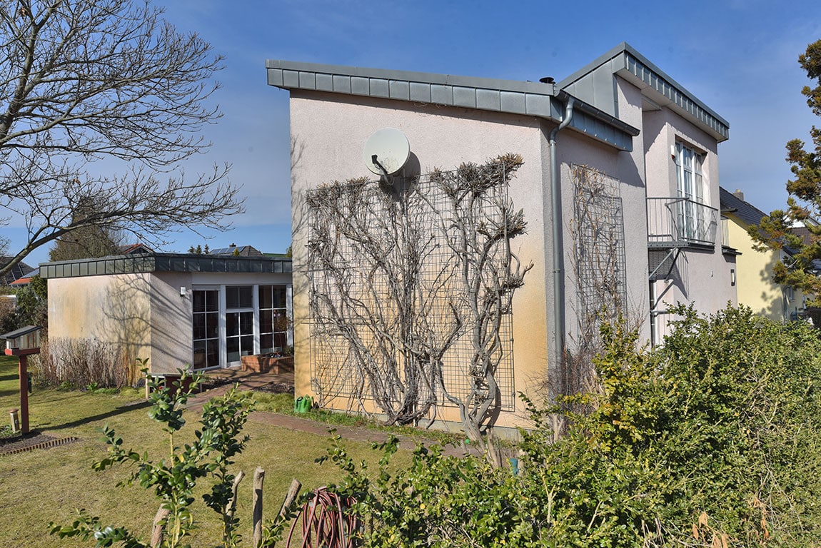 Einzigartiges Niedrigenergie-Architektenhaus mit beeindruckendem Atrium in Wustermark