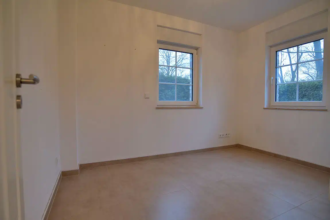 Hochwertig ausgestattete Stadtvilla mit Erdwärmeheizung + PV-Anlage in Dallgow-Döberitz