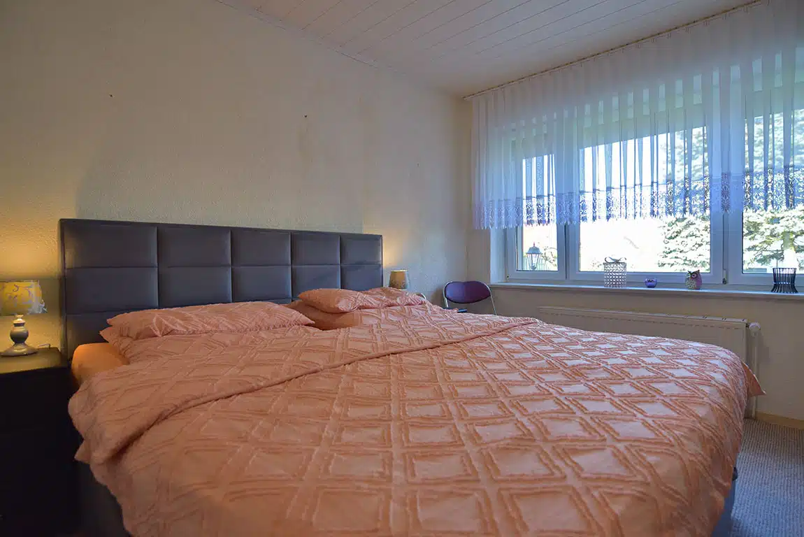 Pferdeliebhaber aufgepasst! Gepflegtes Einfamilien- / Mehrgenerationenhaus auf hofartigem Anwesen
