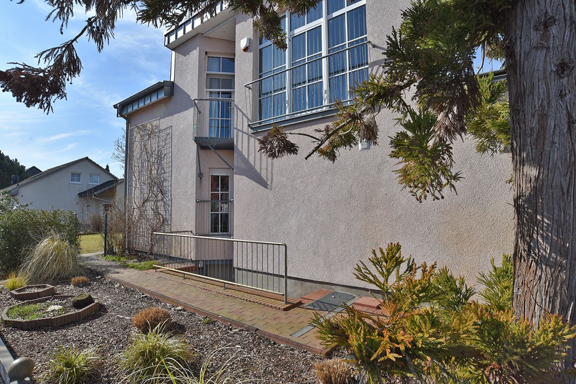 Einzigartiges Niedrigenergie-Architektenhaus mit beeindruckendem Atrium in Wustermark