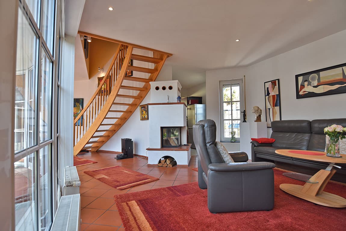 Einzigartiges Niedrigenergie-Architektenhaus mit beeindruckendem Atrium in Wustermark