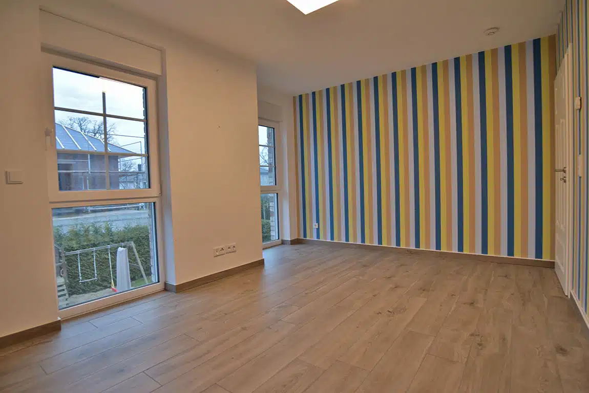 Hochwertig ausgestattete Stadtvilla mit Erdwärmeheizung + PV-Anlage in Dallgow-Döberitz
