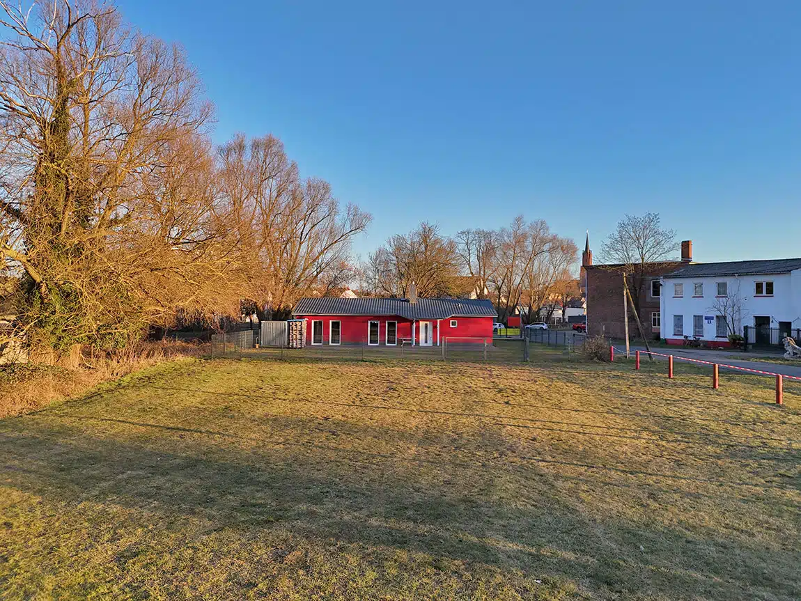 Zwei Grundstücke mit Bauvorbescheid für zwei Einfamilienhäuser in guter Lage von Rathenow