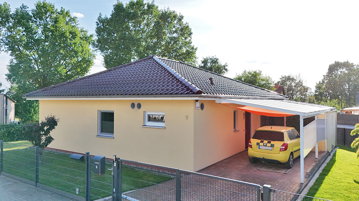 Altersgerechtes Niedrigenergiehaus (A+) im Bungalowstil mit Luft-Luft-Wärmepumpenheizung