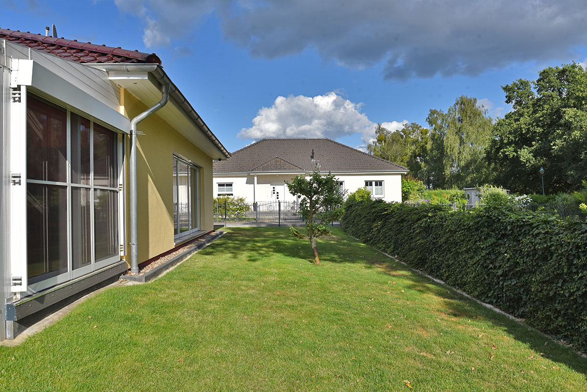 Altersgerechtes Niedrigenergiehaus (A+) im Bungalowstil mit Luft-Luft-Wärmepumpenheizung
