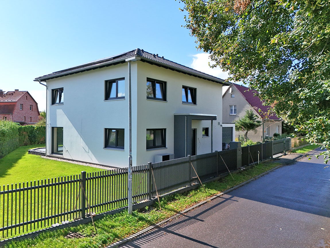 Großzügig / energieeffizient / hochwertig ausgestattet! Stadtvilla mit Luft-Wasser-Wärmepumpe & PV-Anlage