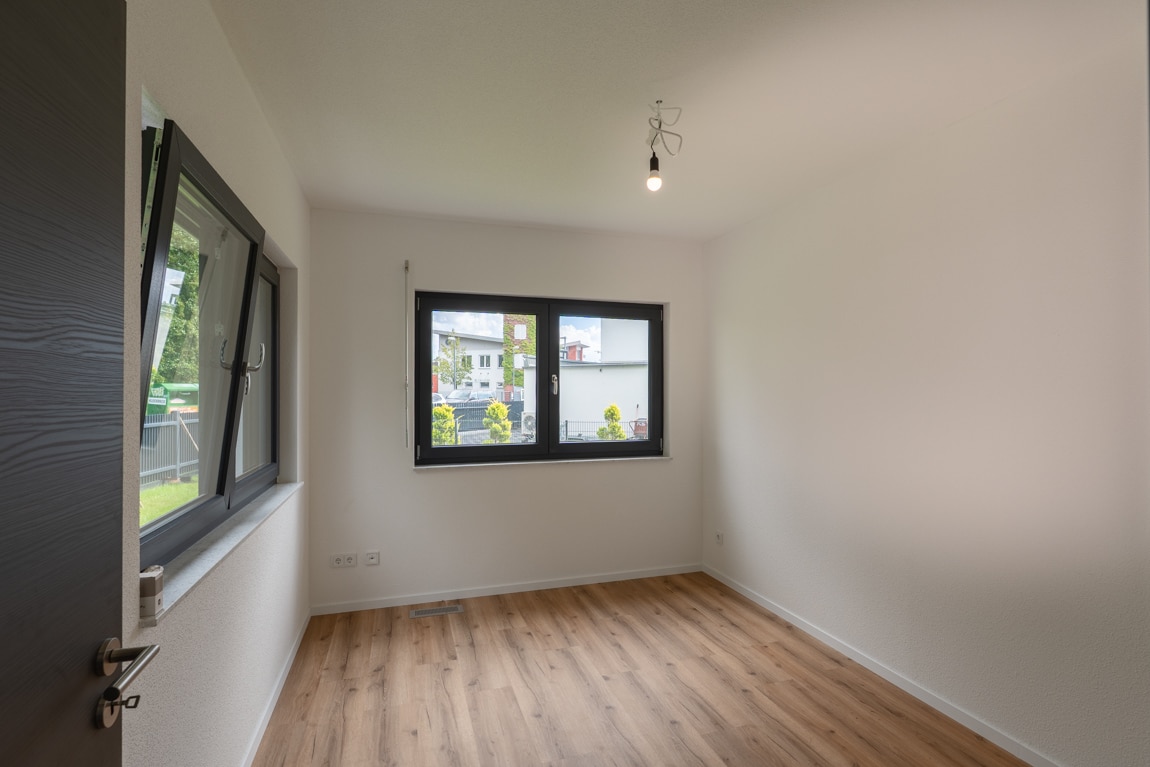 Großzügig / energieeffizient / hochwertig ausgestattet! Stadtvilla mit Luft-Wasser-Wärmepumpe & PV-Anlage