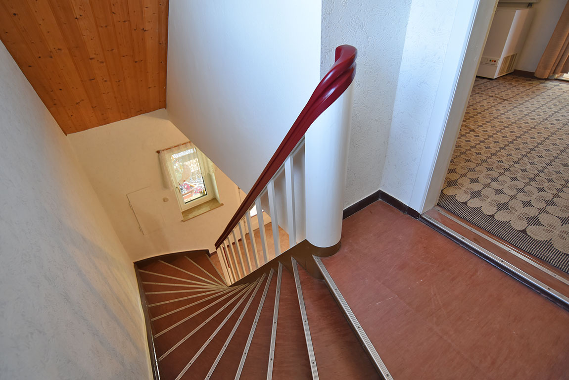 Einfamilienhaus mit multifunktionalem Nebengelass / Werkstatthalle in Rathenow