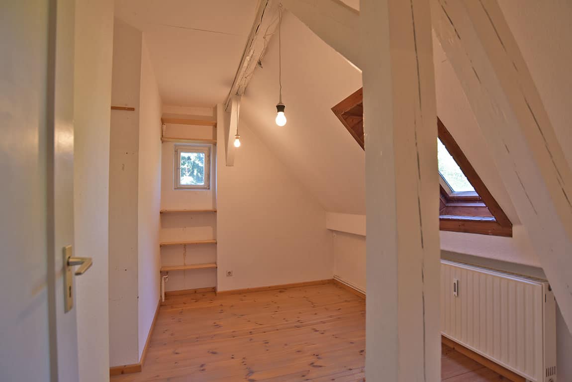 Ein- bis Zweifamilienhaus mit Vollkeller und vielfältigen Nutzungsmöglichkeiten in Toplage von Neuenhagen bei Berlin