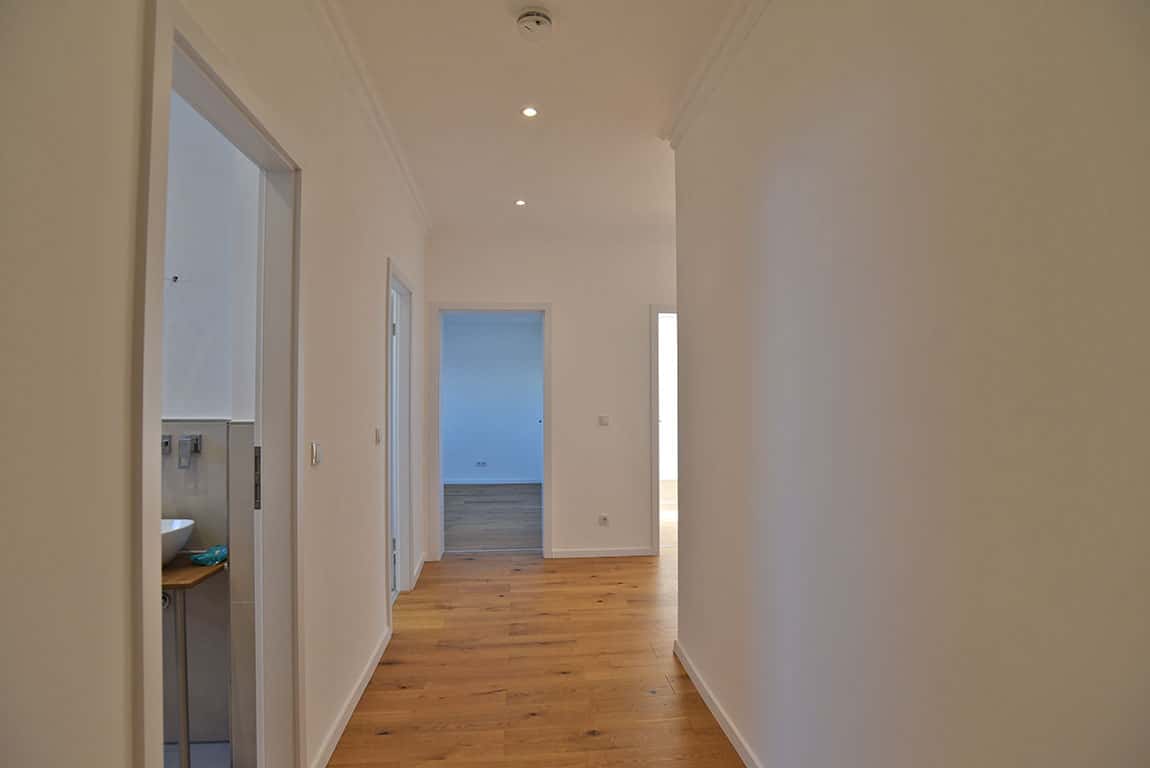 Erstbezug nach Sanierung! Gut geschnittene 2-Zimmer-Eigentumswohnung mit Süd-Balkon