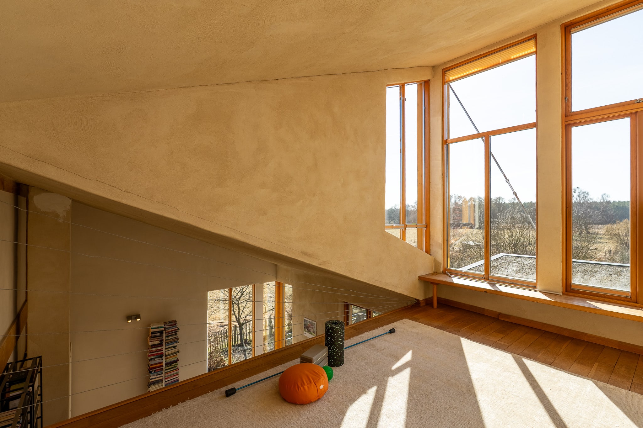 Ein Refugium aus Holz, Licht und Weite! Stilvolles Ökohaus in mitten der Natur von Kremmen