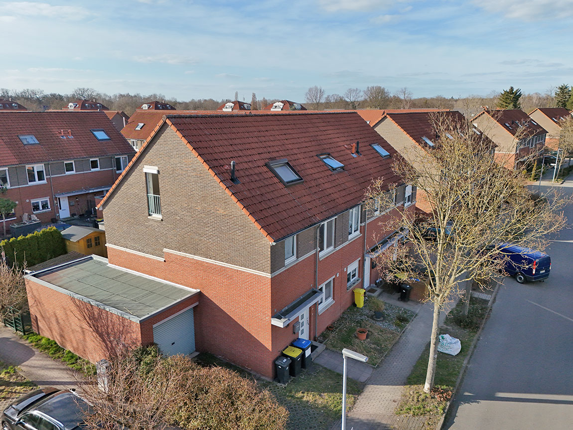 Verklinkertes Reihenendhaus mit holländischem Flair und familienfreundlicher Raumaufteilung in Falkensee-Finkenkrug