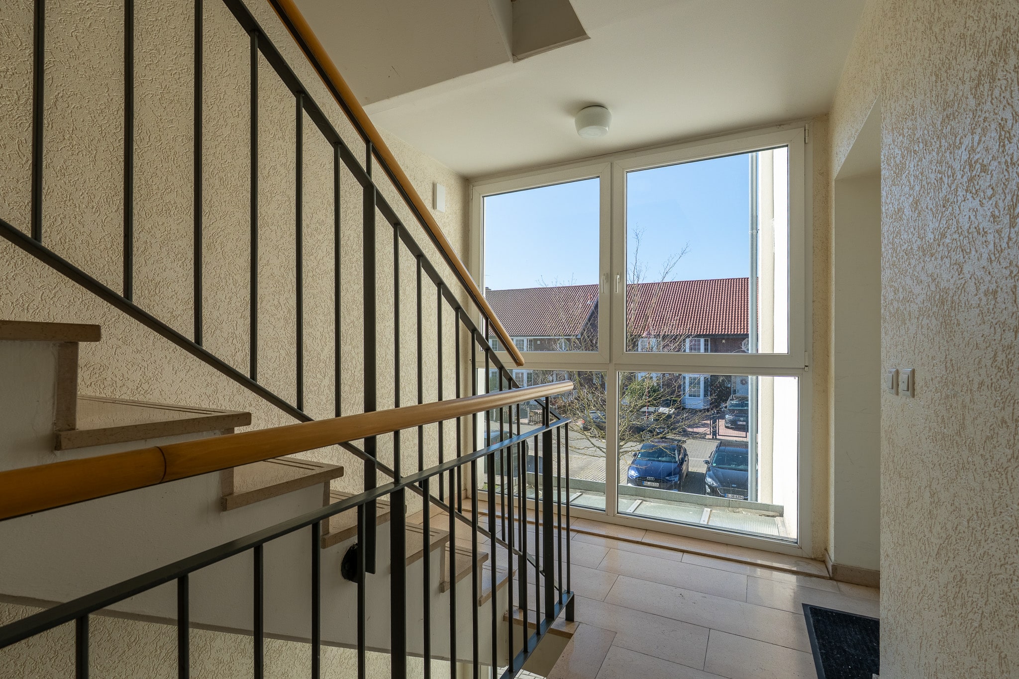 Bezugsfreie 2-Zimmer-Eigentumswohnung mit Balkon, PKW-Stellplatz und Kellerraum in bester Wohnlage