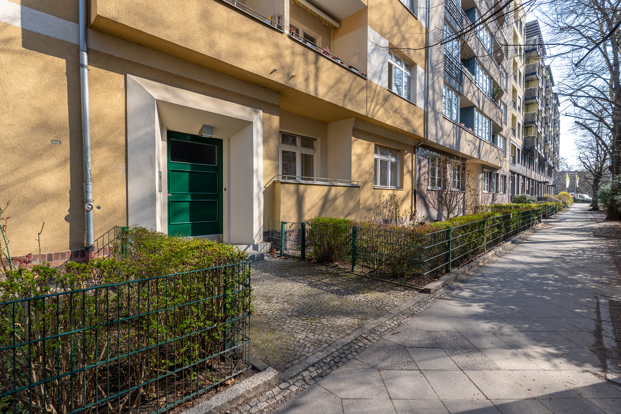 3-Zimmer-Altbauperle in Top-Wohnlage von Berlin-Wilmersdorf! Nur wenige Meter zum Preußenpark & Fehrbelliner Platz!