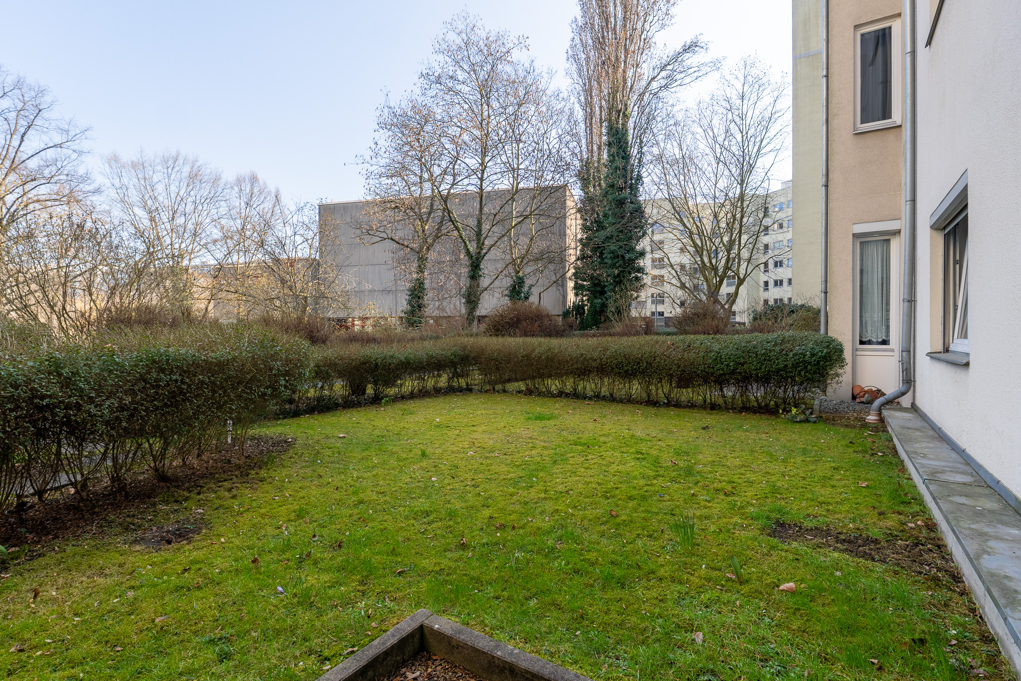 3-Zimmer-Altbauperle in Top-Wohnlage von Berlin-Wilmersdorf! Nur wenige Meter zum Preußenpark & Fehrbelliner Platz!