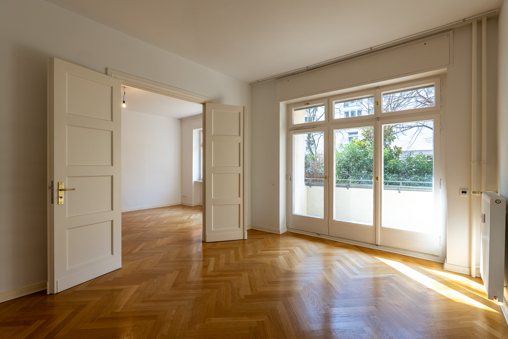 3-Zimmer-Altbauperle in Top-Wohnlage von Berlin-Wilmersdorf! Nur wenige Meter zum Preußenpark & Fehrbelliner Platz!