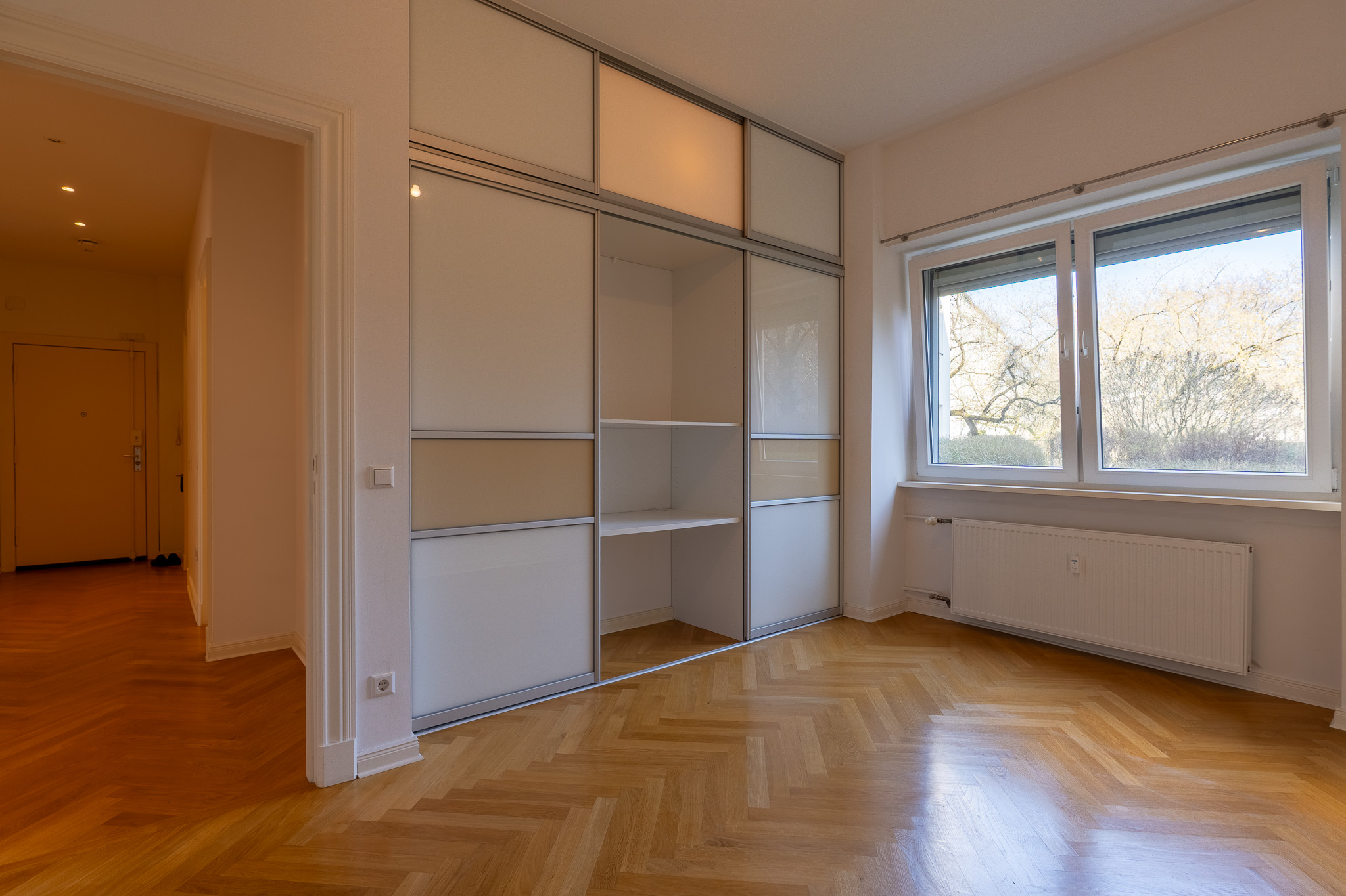 3-Zimmer-Altbauperle in Top-Wohnlage von Berlin-Wilmersdorf! Nur wenige Meter zum Preußenpark & Fehrbelliner Platz!