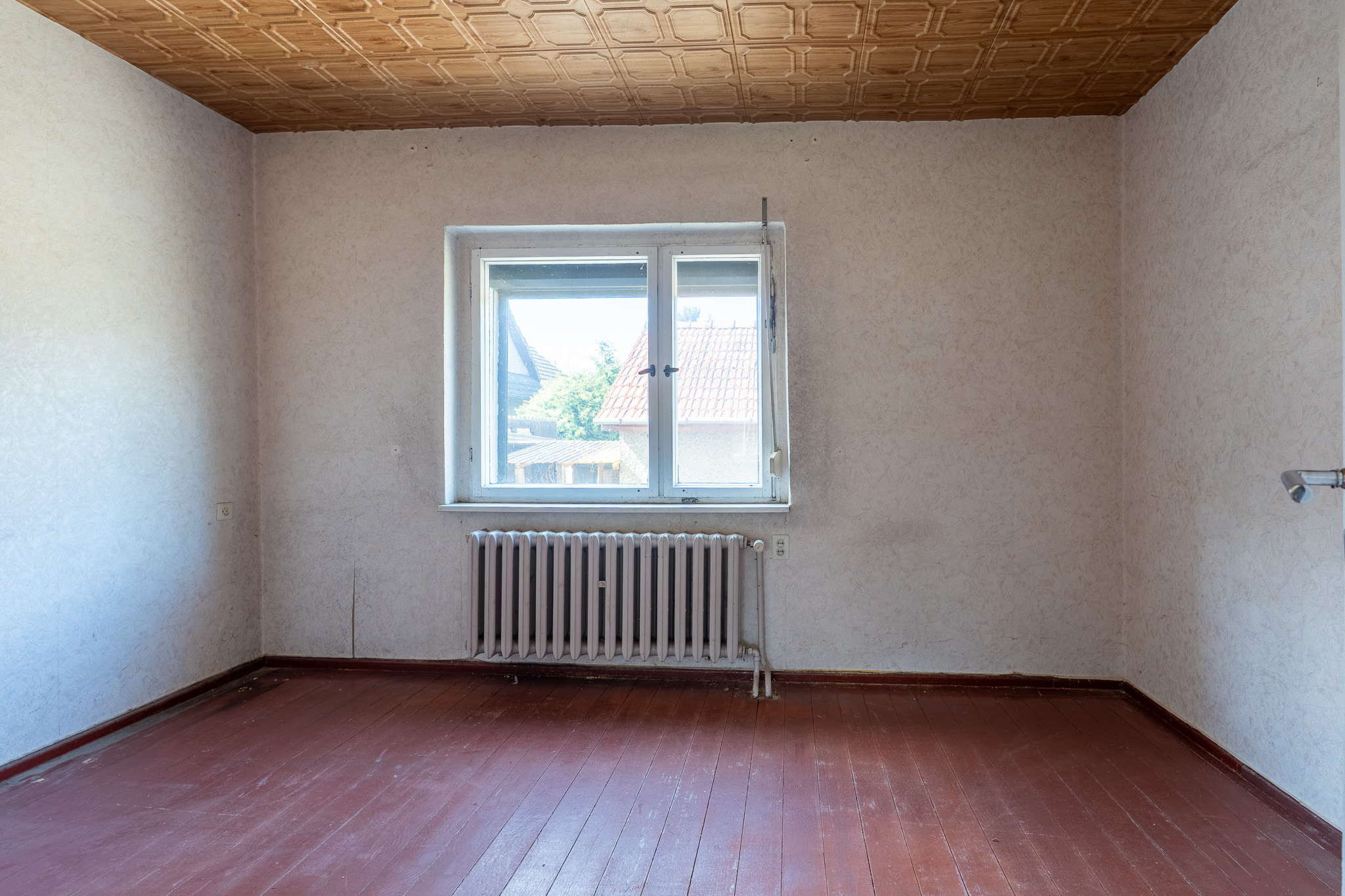 Sanierungsbedürftiges Einfamilienhaus mit Potential auf großzügigem Grundstück in Falkensee-Finkenkrug